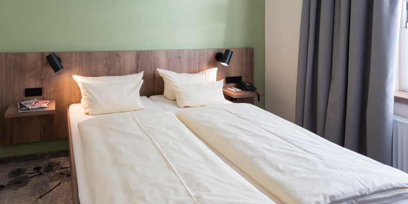Nurbettzimmer Bild 3 LIHO Hotel Lindenhof Lübeck • Urlaub in Schleswig Holstein
