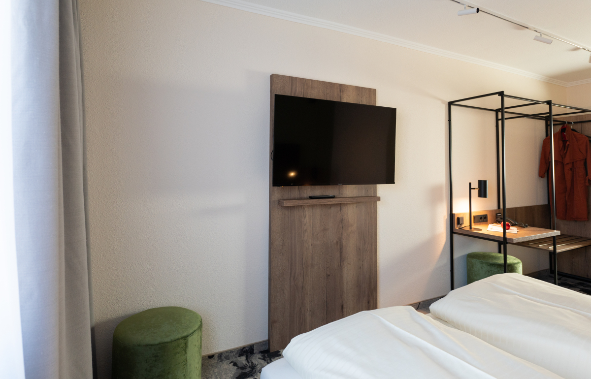 Doppelzimmer Bild 3 LIHO Hotel Lindenhof Lübeck • Urlaub in Schleswig Holstein