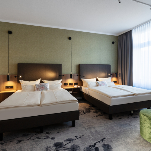 Bild Juniorsuite LIHO Hotel Lindenhof Lübeck • Urlaub in Schleswig Holstein Bild Juniorsuite LIHO Hotel Lindenhof Lübeck • Urlaub in Schleswig Holstein