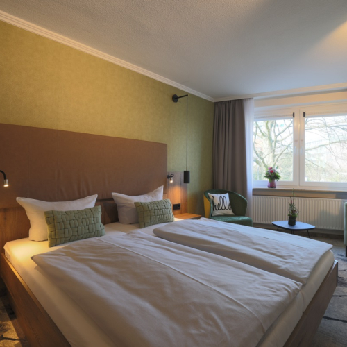 Bild Komfort-Doppelzimmer LIHO Hotel Lindenhof Lübeck • Urlaub in Schleswig Holstein Bild Komfort-Doppelzimmer LIHO Hotel Lindenhof Lübeck • Urlaub in Schleswig Holstein