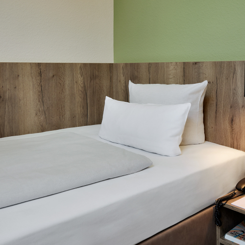 Bild Einzelzimmer LIHO Hotel Lindenhof Lübeck • Urlaub in Schleswig Holstein