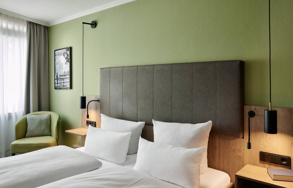 Doppelzimmer Bild 1 LIHO Hotel Lindenhof Lübeck • Urlaub in Schleswig Holstein