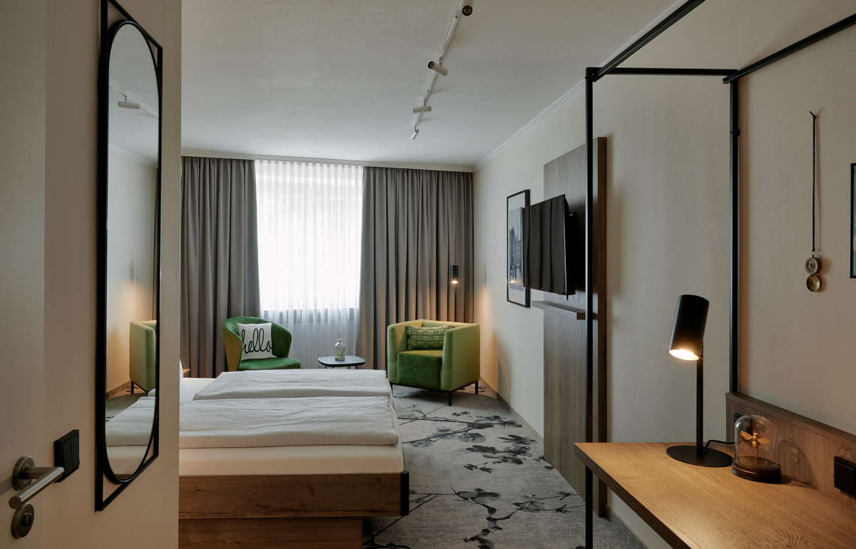 Komfort-Doppelzimmer Bild 1 LIHO Hotel Lindenhof Lübeck • Urlaub in Schleswig Holstein