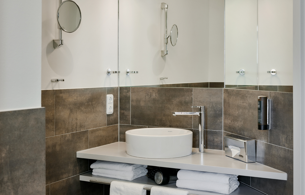 Familien Suite Bild 4 LIHO Hotel Lindenhof Lübeck • Urlaub in Schleswig Holstein